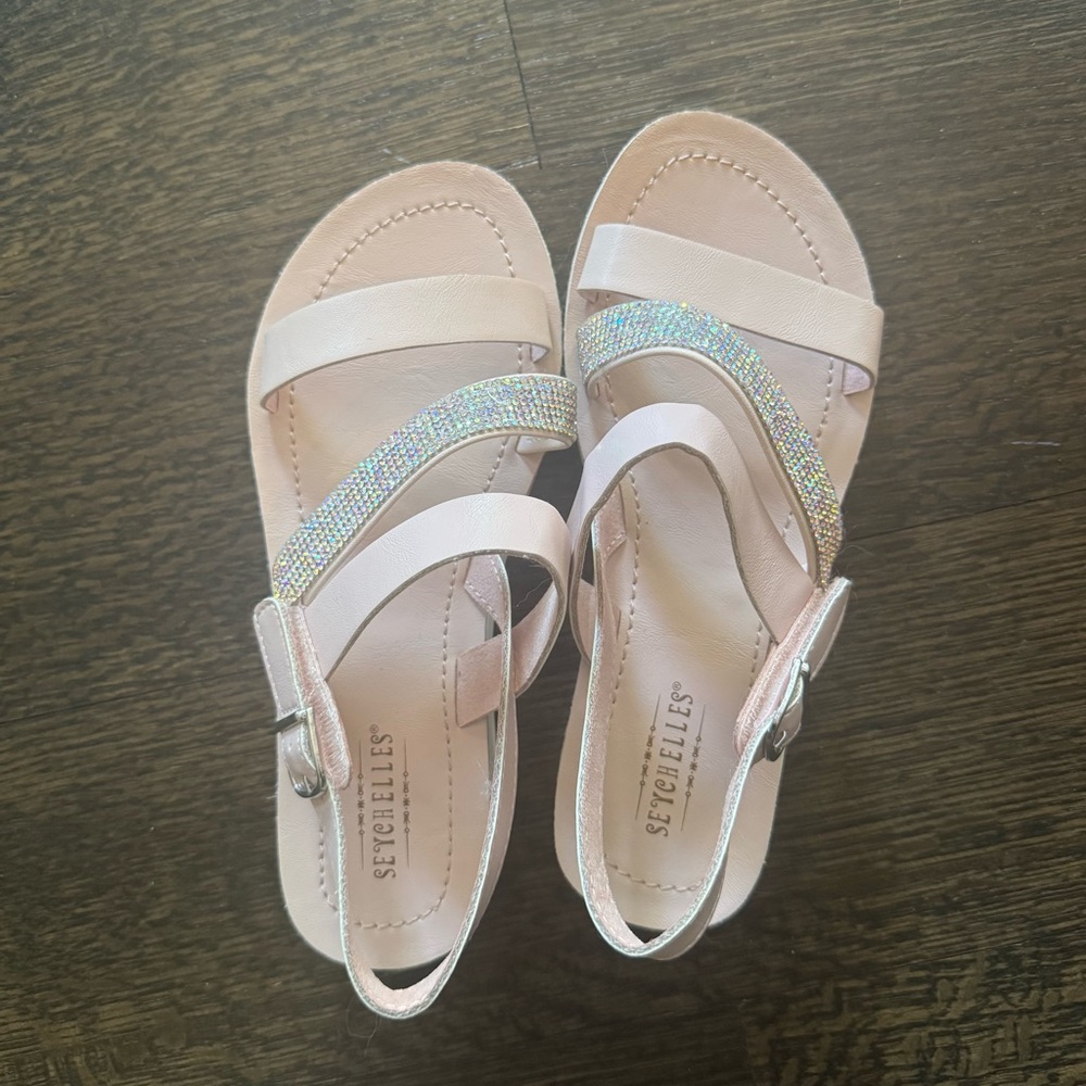 Seychelles Girls Sandals size 3 NEW- Pink and Silver